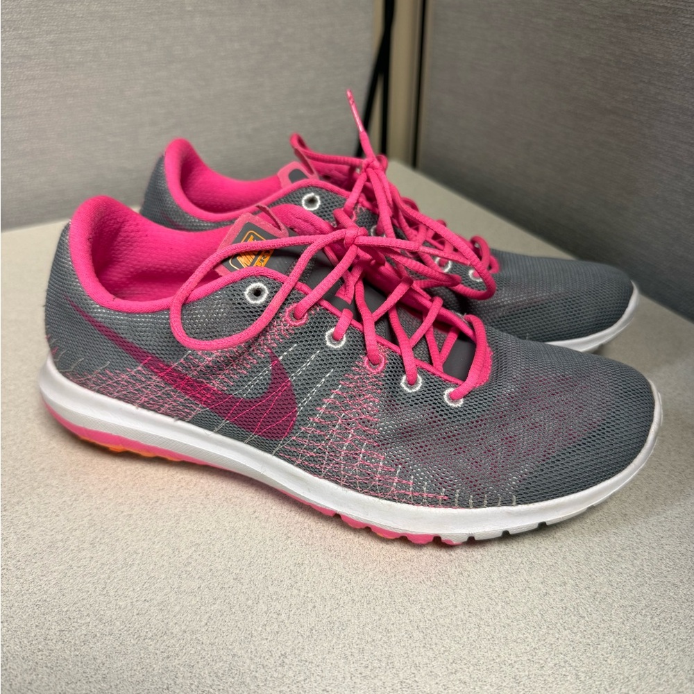 Nike Fury Athletic Shoes in Gray and Pink |5 Youth > 6 Women